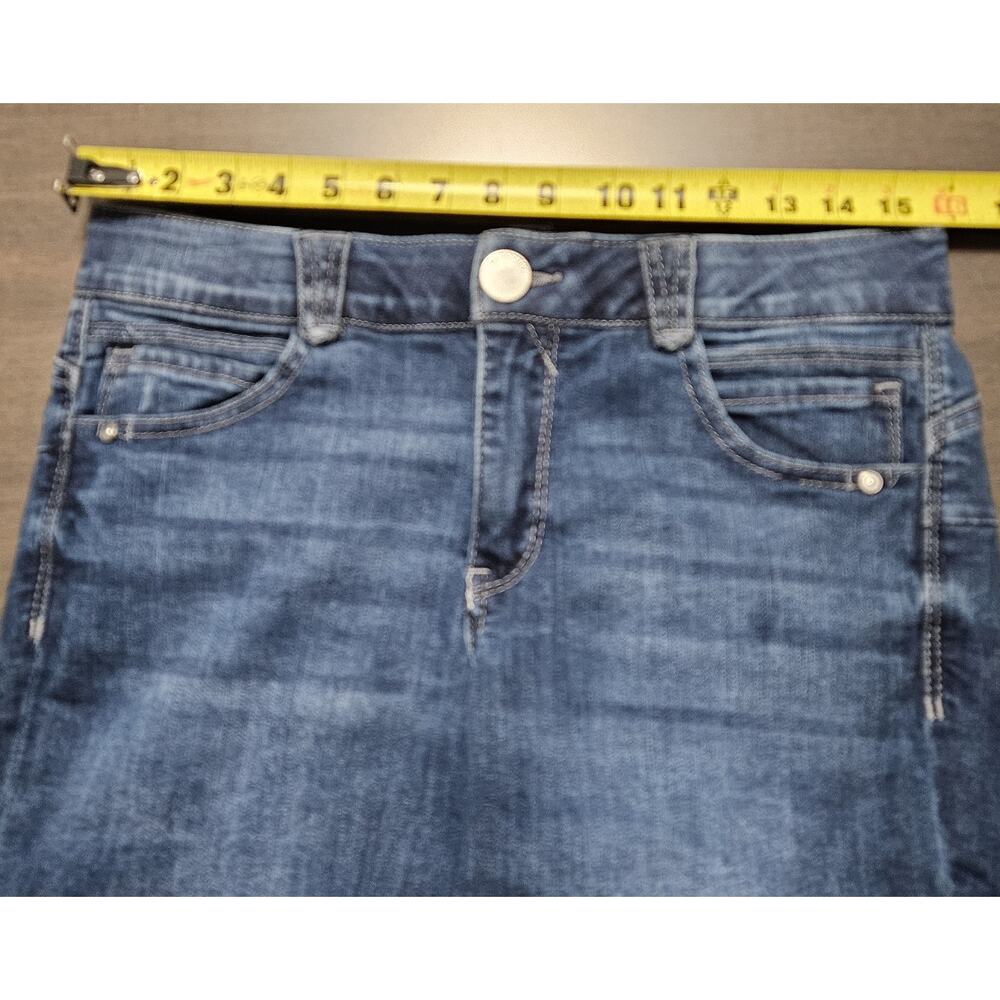 Democracy Women’s Ab Solution Denim Shorts Size 8 Medium Wash Stretch Casual - Picture 7 of 7